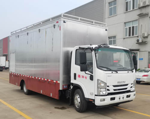 五十铃黄牌宣传车