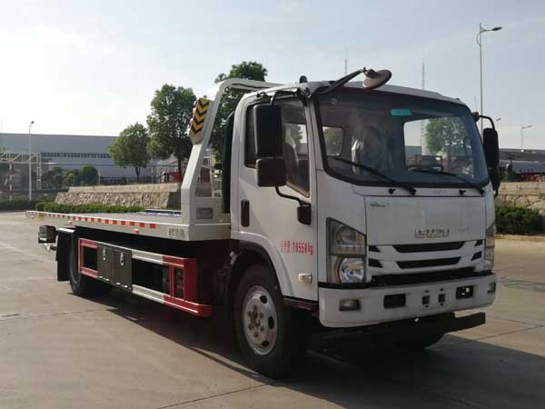 五十铃700p清障车5200轴距