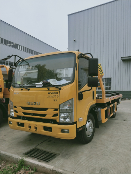 五十铃KV100蓝牌清障车